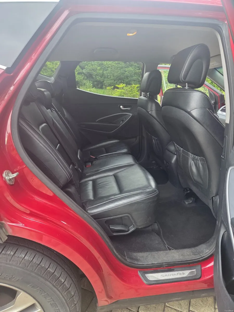 Hyundai Santa Fe 2016 - Image 2