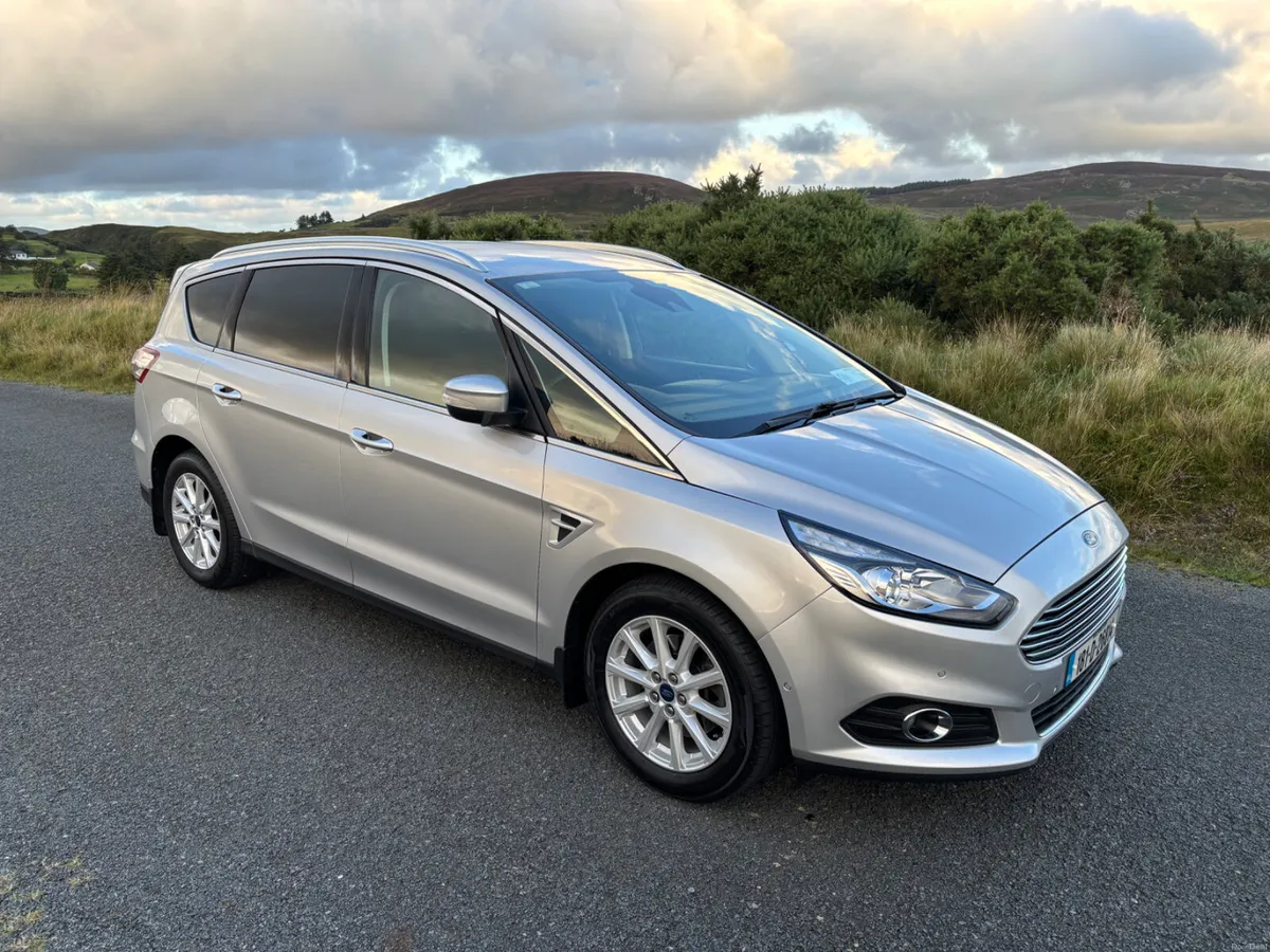 Ford S-Max 2018  150bhp high spec - Image 2