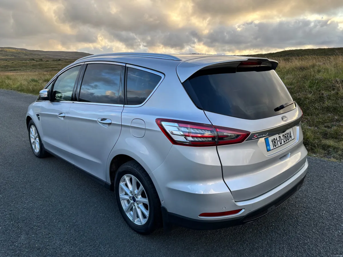 Ford S-Max 2018  150bhp high spec - Image 6