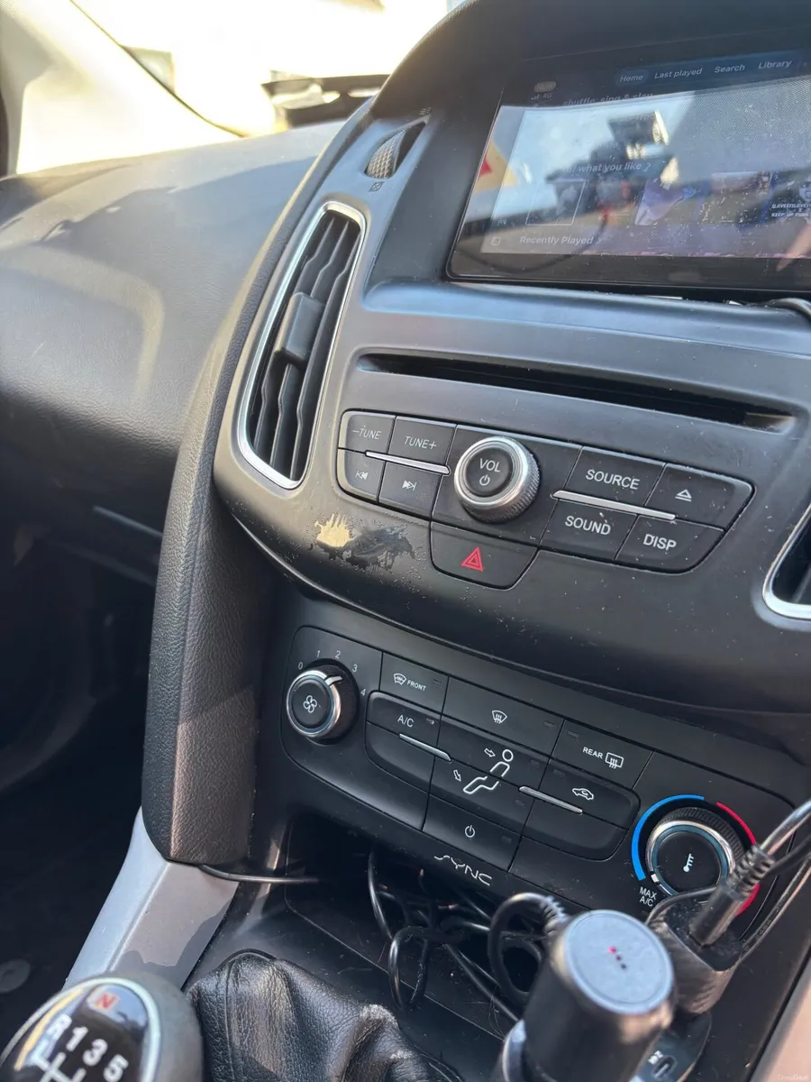Ford Focus 2015 - Image 5