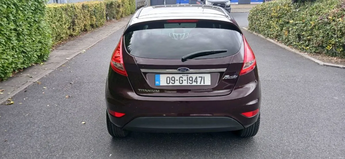 2009 ford fiesta titanium automatic - Image 3
