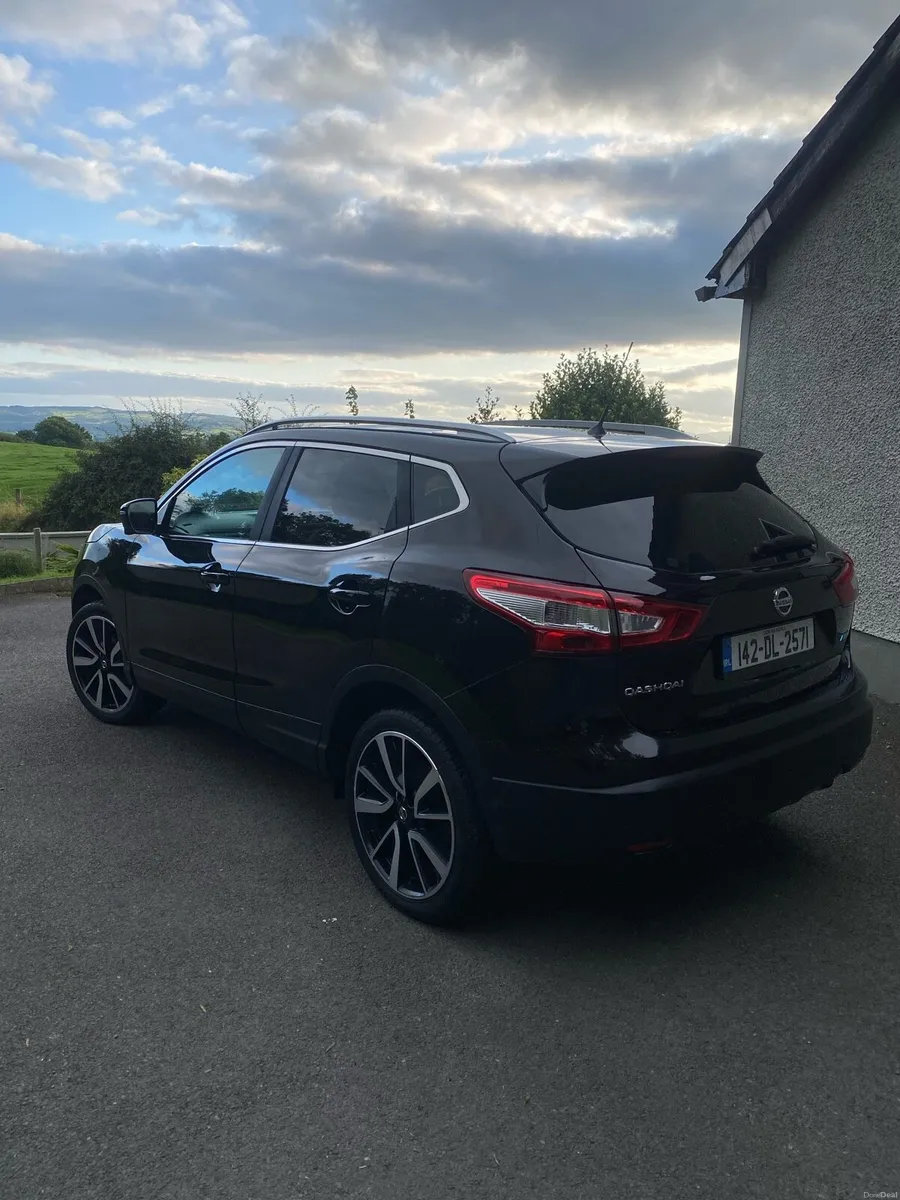 2014 Nissan Qashqai 1.5 dCi Tekna - Image 2