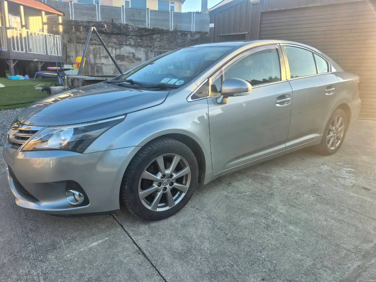 Toyota avensis - Image 2