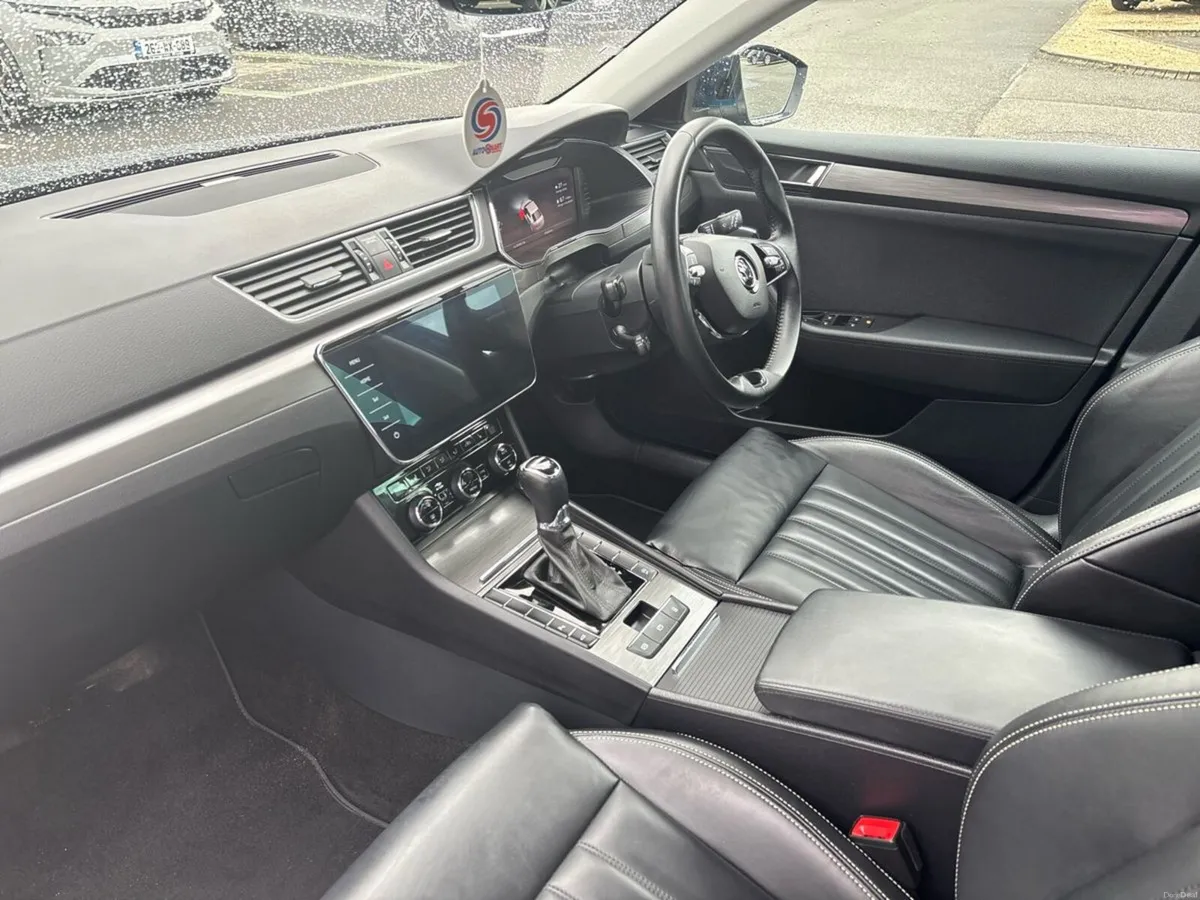 Skoda Superb SUPERB STY 2.0TDI 150HP DSG - Image 2