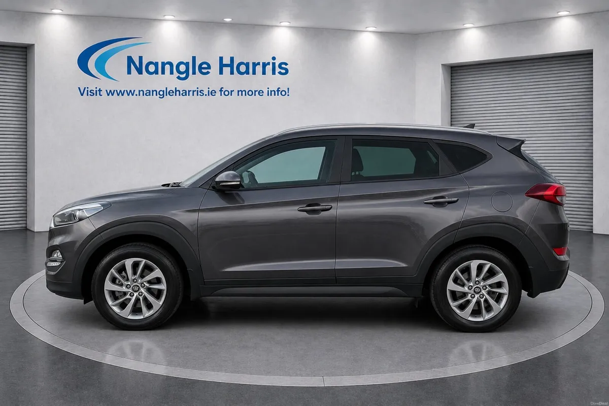 Hyundai Tucson One Owner from New - Image 2