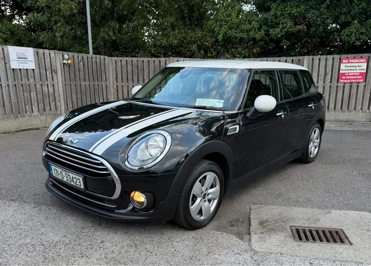2017 Mini Cooper D Clubman - Image 1