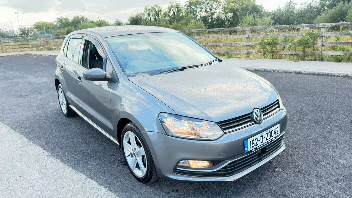 2015 VOLKSWAGEN POLO LOW KMS - Image 1