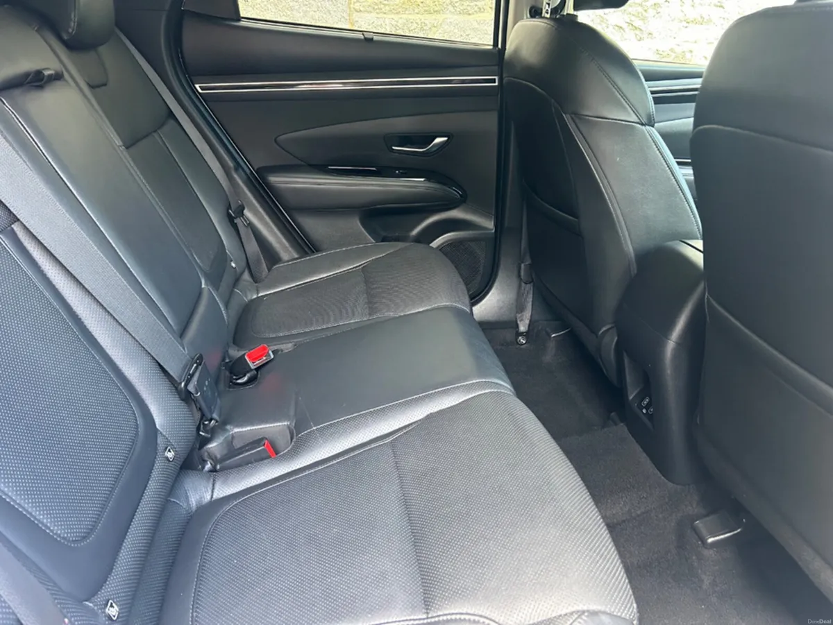 Hyundai Tucson IX35 EXECUTIVE PLUS DIESEL 5 5DR**/ - Image 6