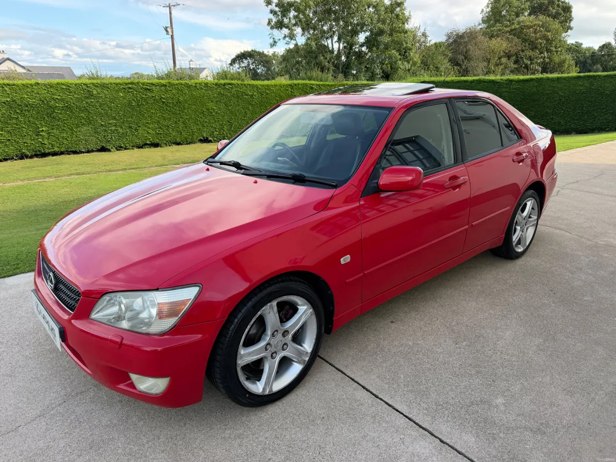 2002 LEXUS IS200 SPORT | BLACK LTH - ALCANTARA - Image 2