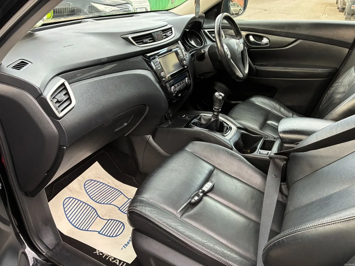 NISSAN X TRAIL 7 SEATER 2017 7 seaters - Image 4