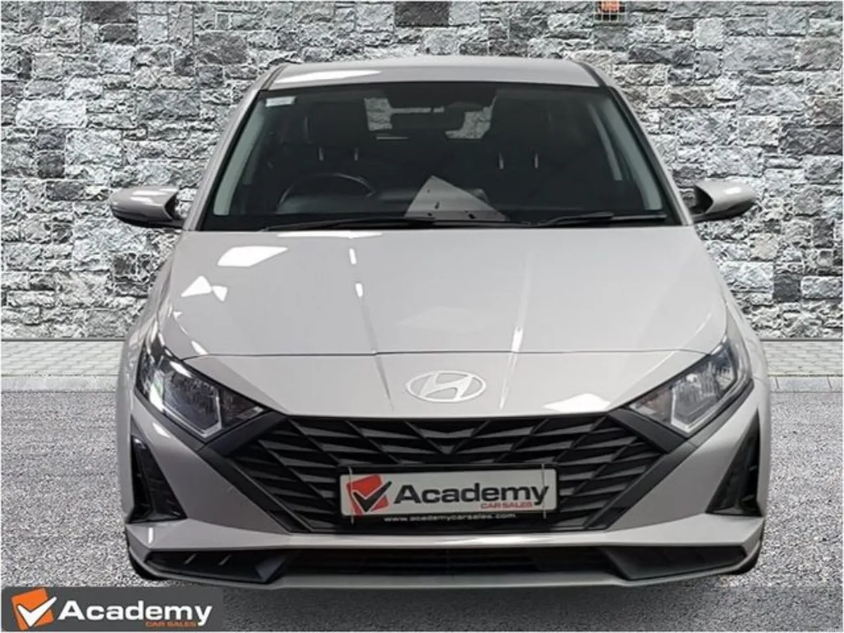 Hyundai i20 Deluxe Plus **JUST LANDED** - Image 5