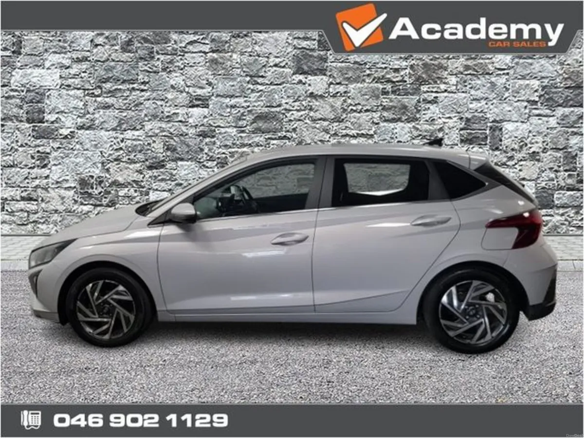 Hyundai i20 Deluxe Plus **JUST LANDED** - Image 6