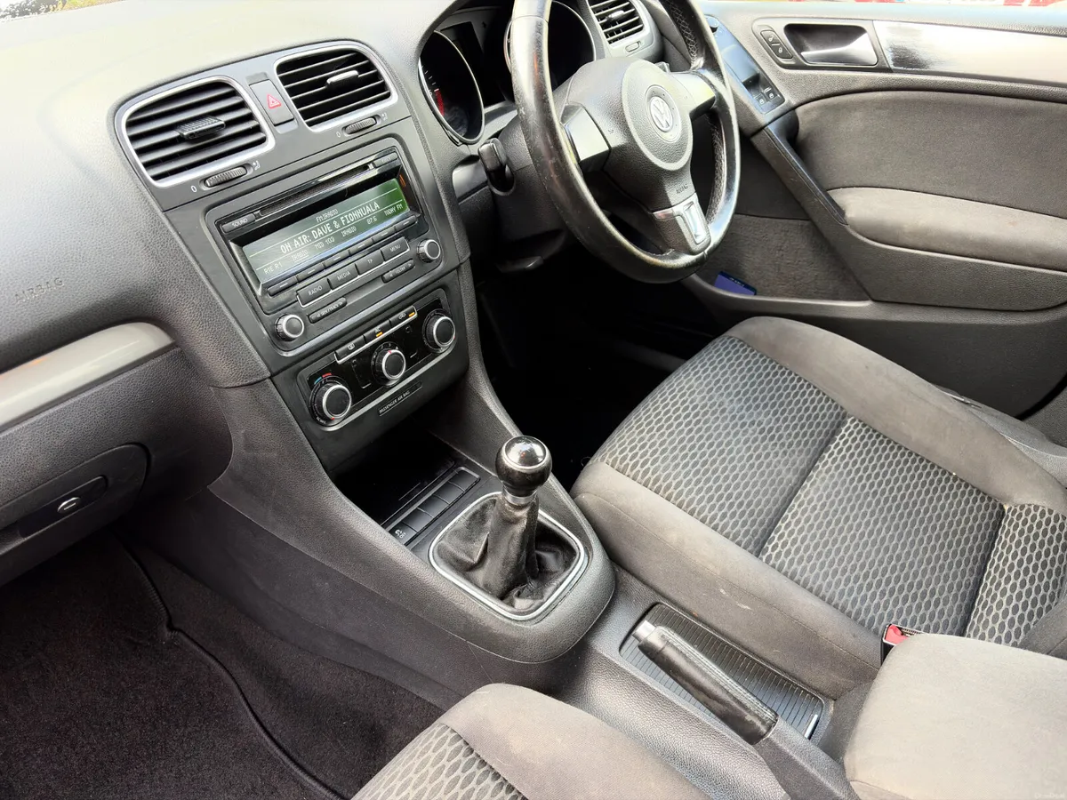 Volkswagen Golf 2012 1.6 TDI new nct 8/27 tax 2/27 - Image 5