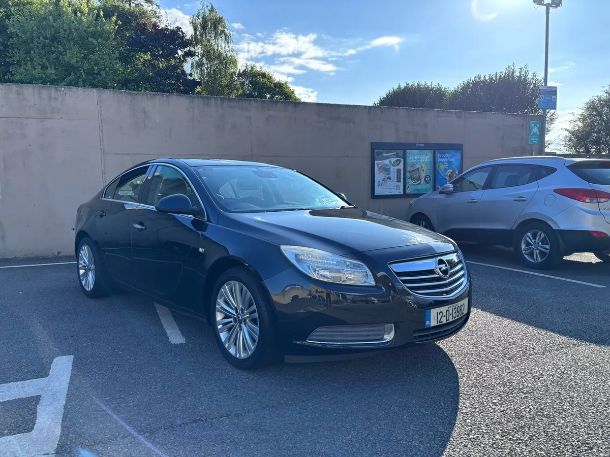 Opel insignia - Image 1