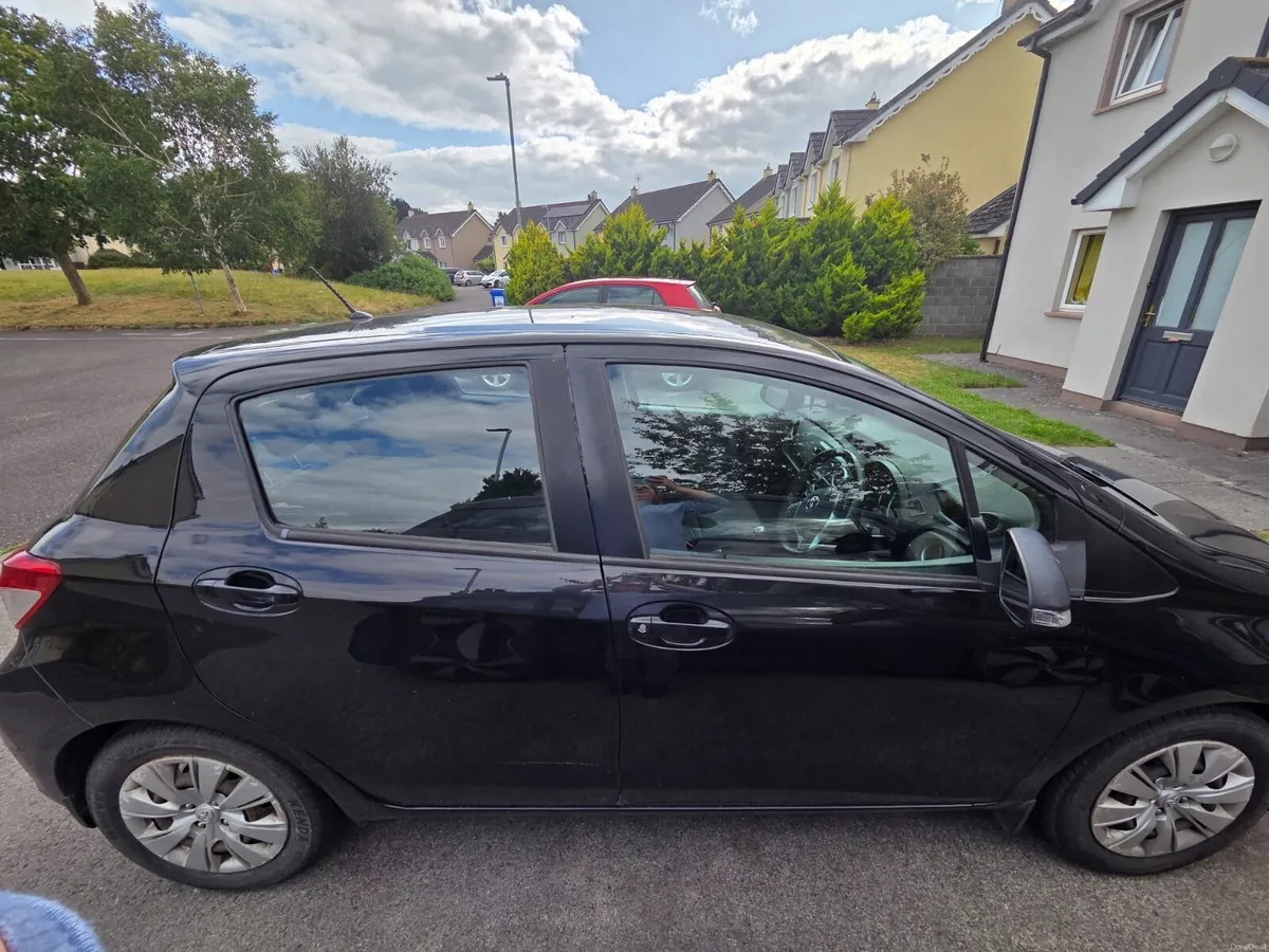 Toyota Yaris 2014 - Image 3