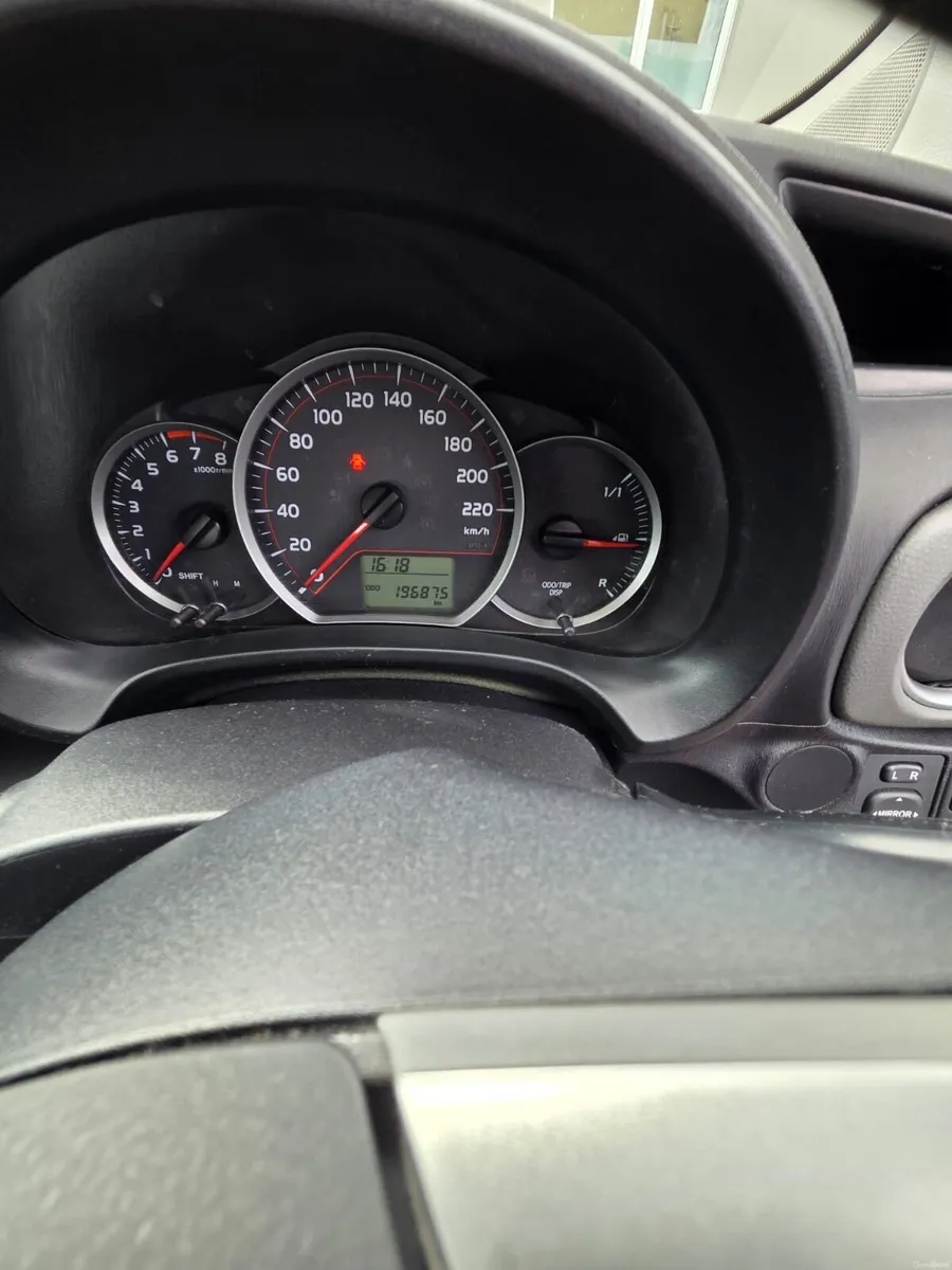 Toyota Yaris 2014 - Image 4