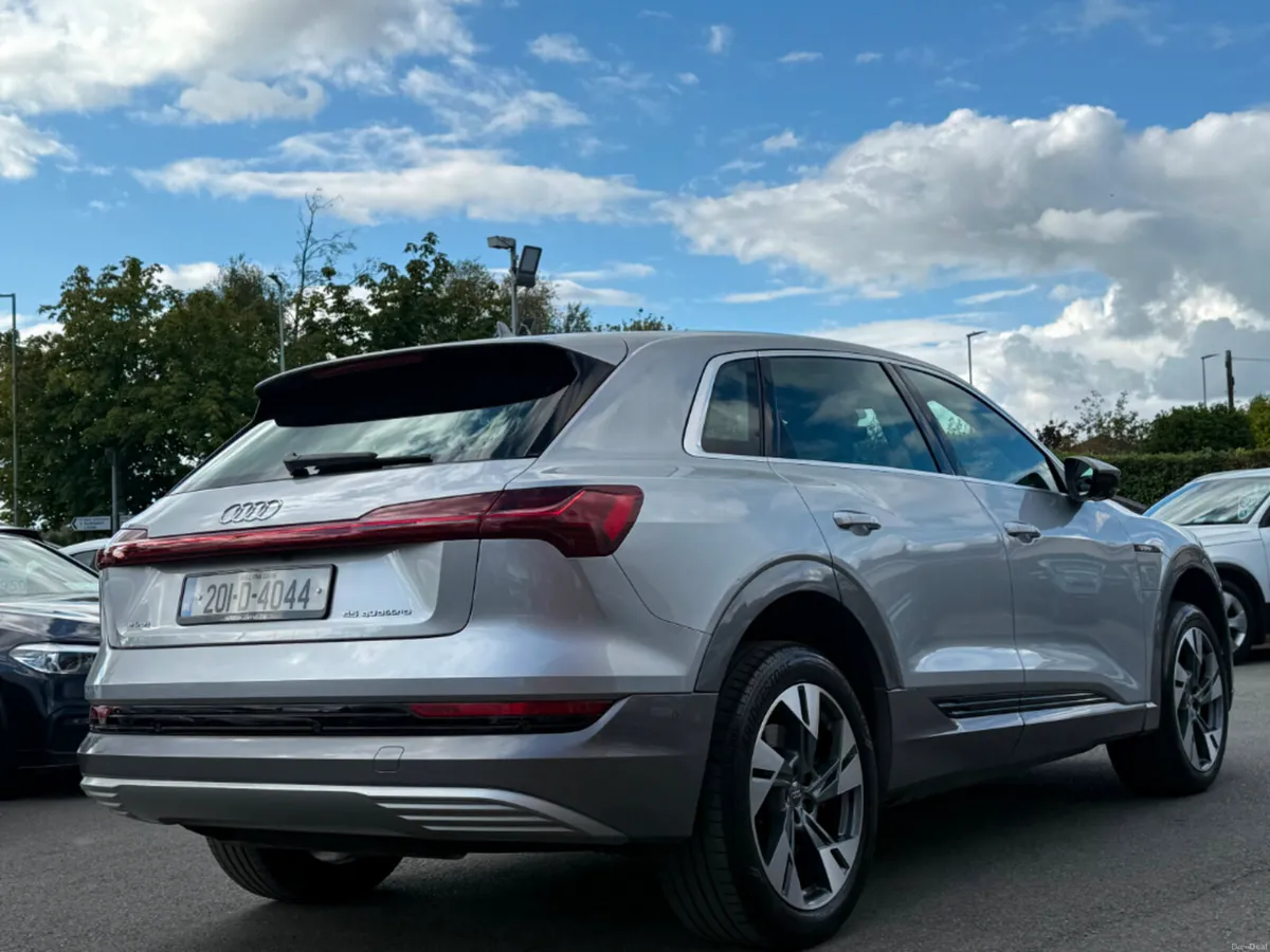 Audi e-tron 55 408BHP QUATTRO SPORT *BIG BATTERY* - Image 4