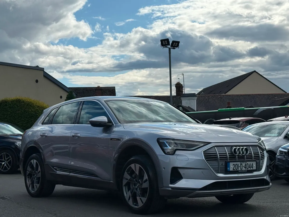 Audi e-tron 55 408BHP QUATTRO SPORT *BIG BATTERY* - Image 3