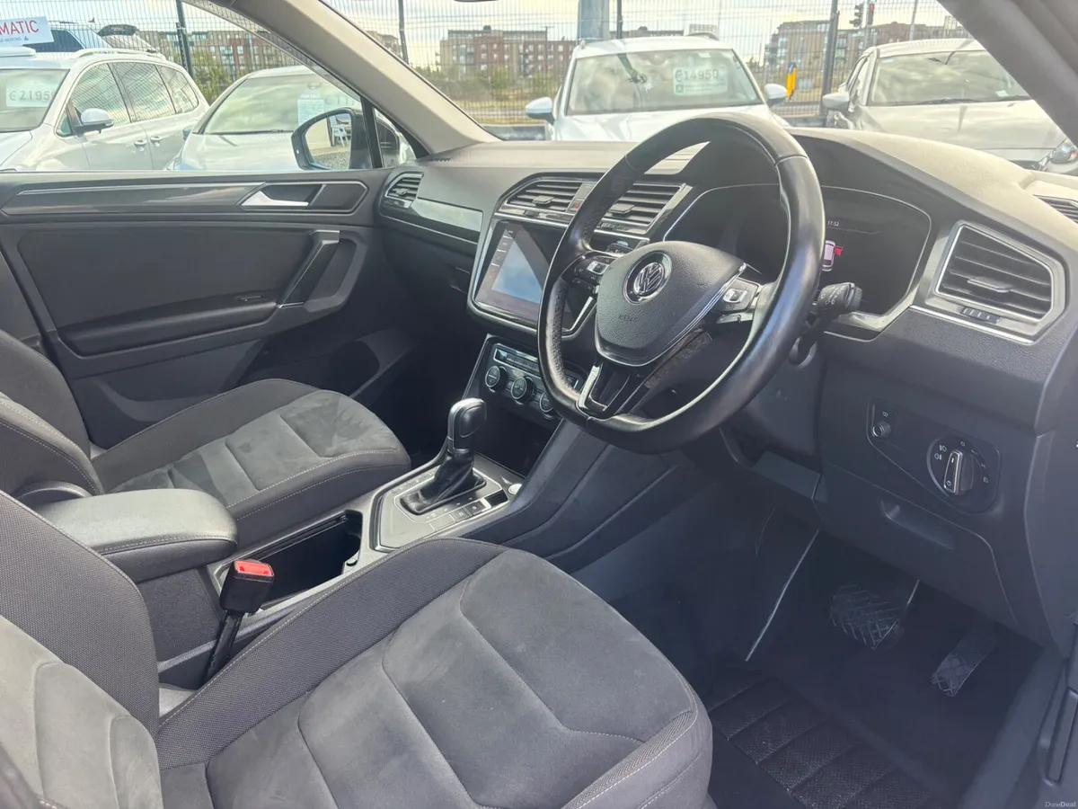 Volkswagen Tiguan - Image 5