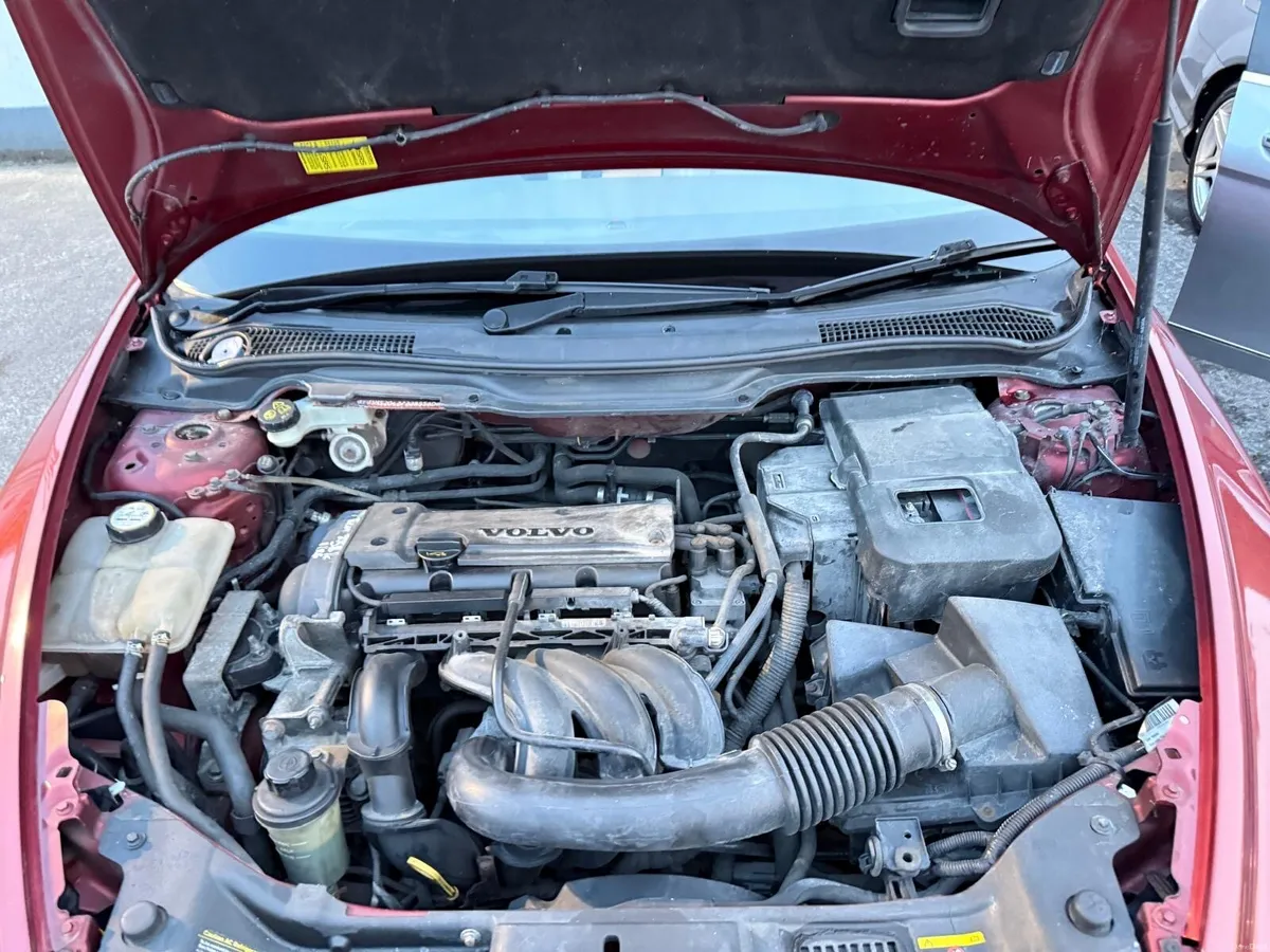 Car - Image 2