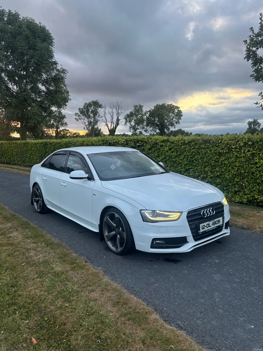 Audi A4 S line - Image 1