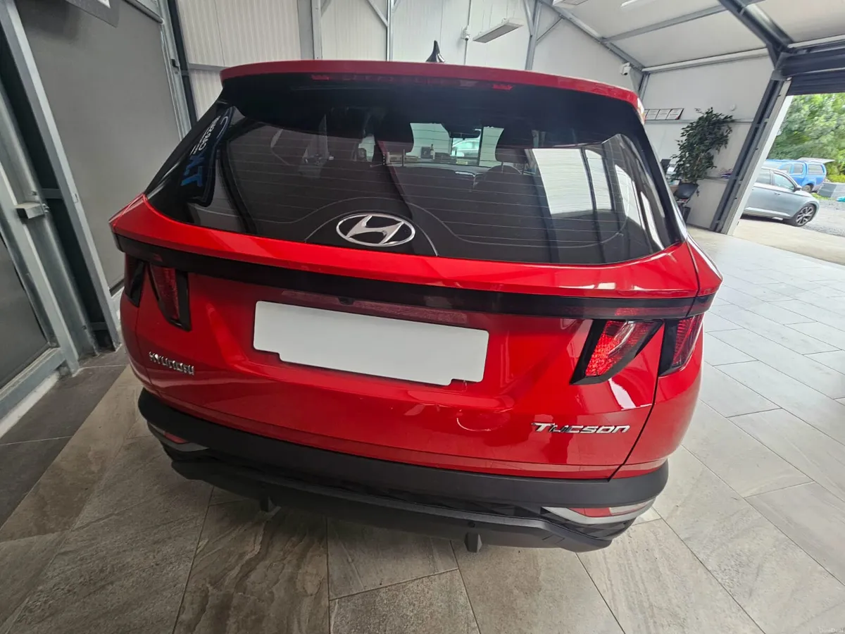 24 HYUNDAI TUCSON COMFORT PLUS - Image 3