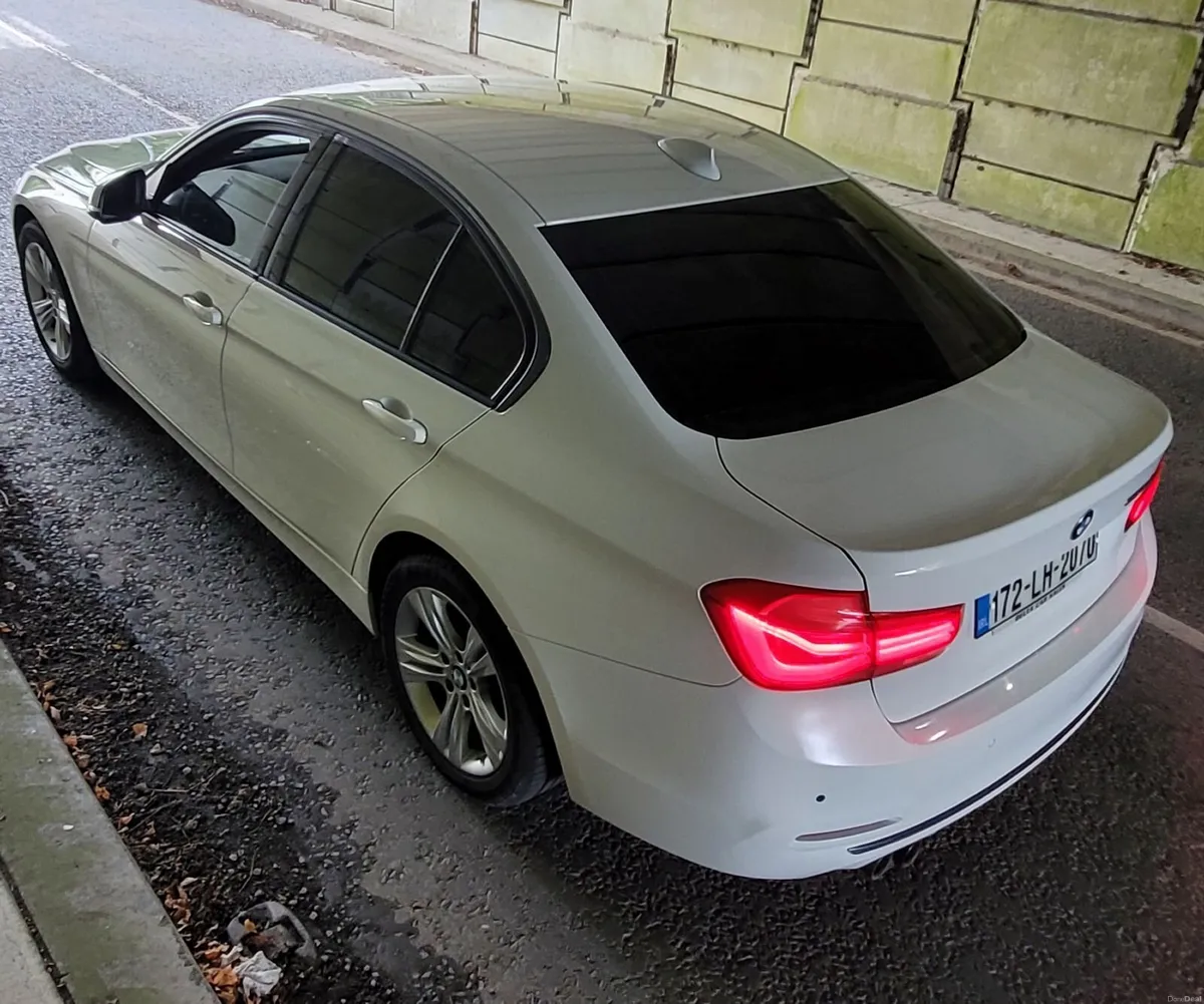 BMW 3-Series 2017 - Image 5