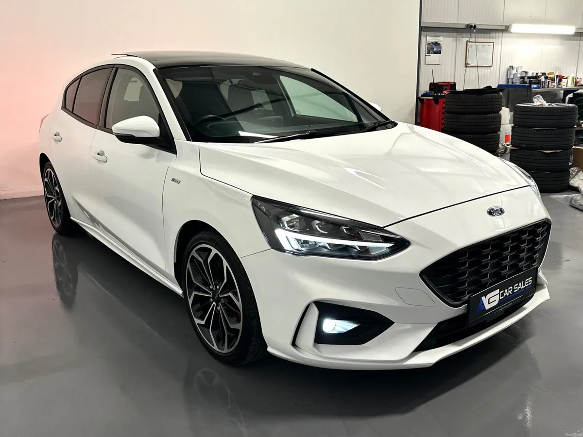 2022 Ford Focus 2.0 ST-Line X - Image 4
