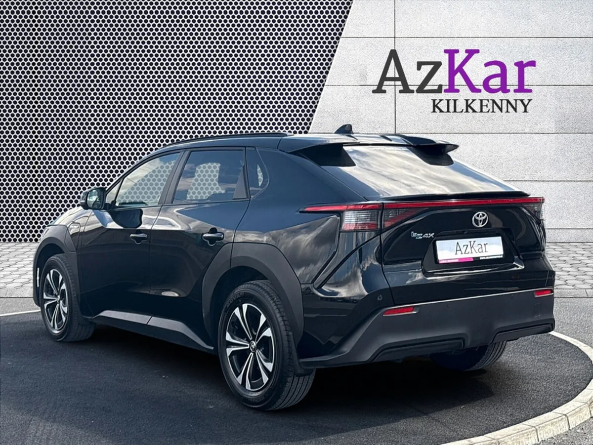 Toyota bZ4X 2024 MOTION 71KWH 201BHP - LONG RANGE - Image 6