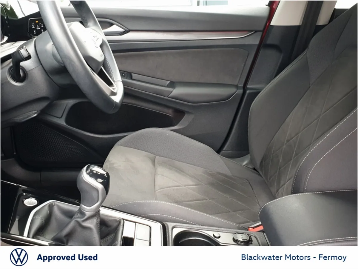 Volkswagen Golf 1.5TSI 130BHP STYLE WITH WINTER PA - Image 4