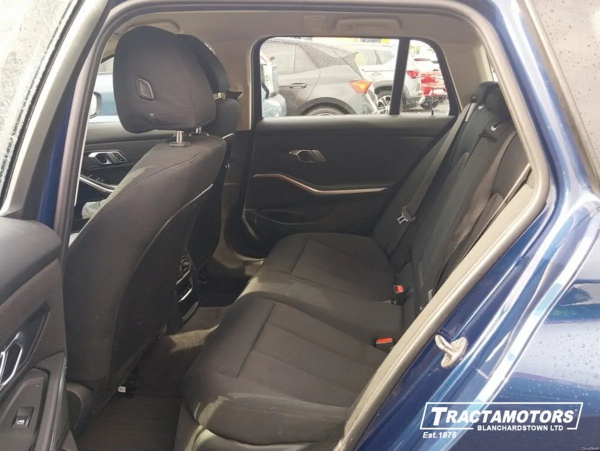 BMW 3-Series G21 E SPORT PRO - Image 6