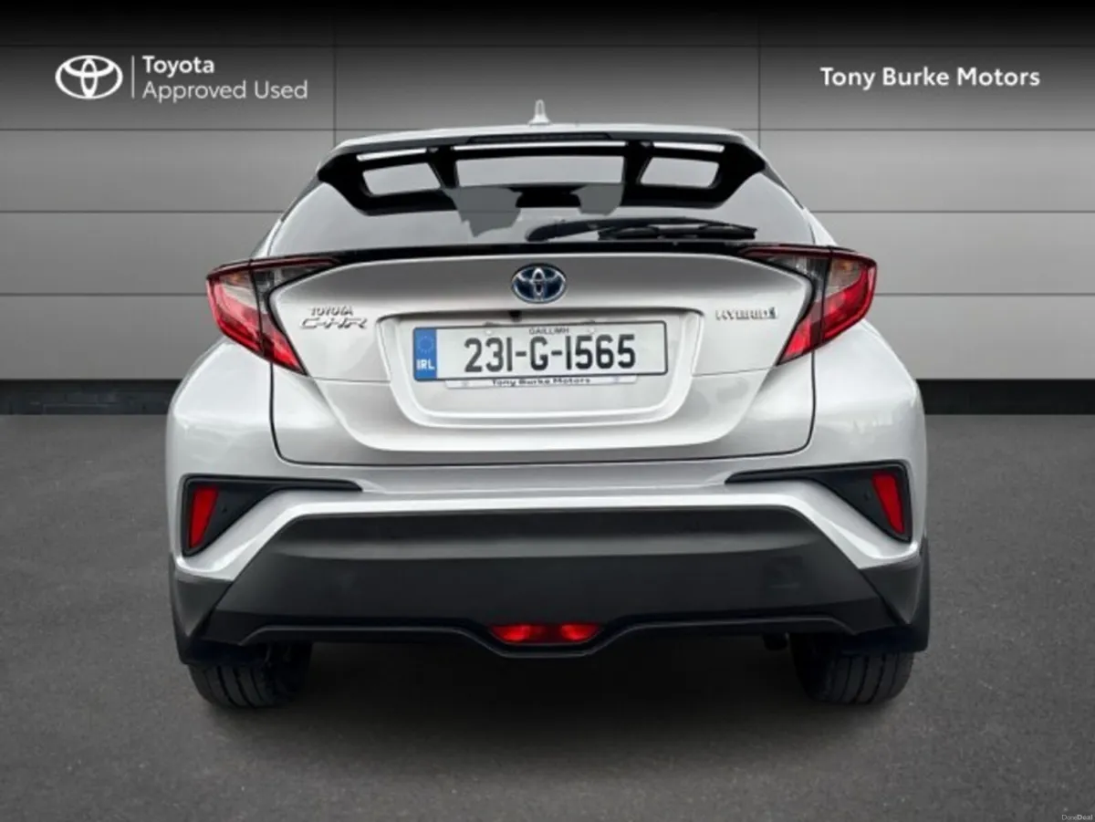 Toyota C-HR Hybrid - Sport Edition - 1.8 Automatic - Image 4