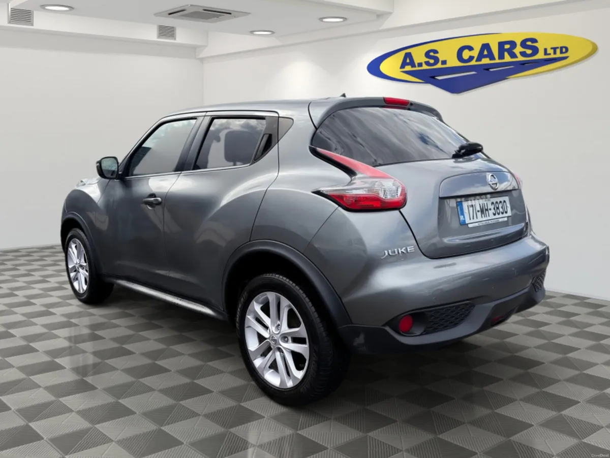Nissan Juke 1.2 DIG-T N-CONNECTA ** HIGH SPEC ** S - Image 5