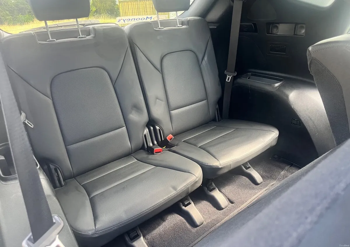 Hyundai Santa Fe EXECUTIVE 4WD - Image 6
