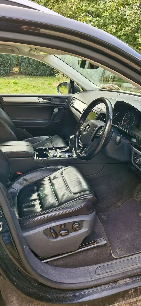 2017 Touareg - No Vat - Image 5