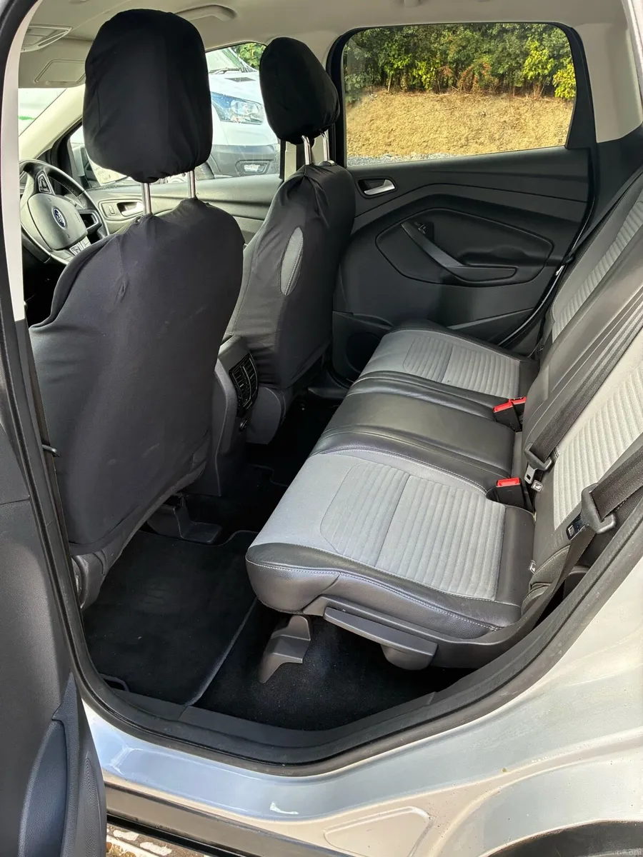 Ford Kuga - Image 5