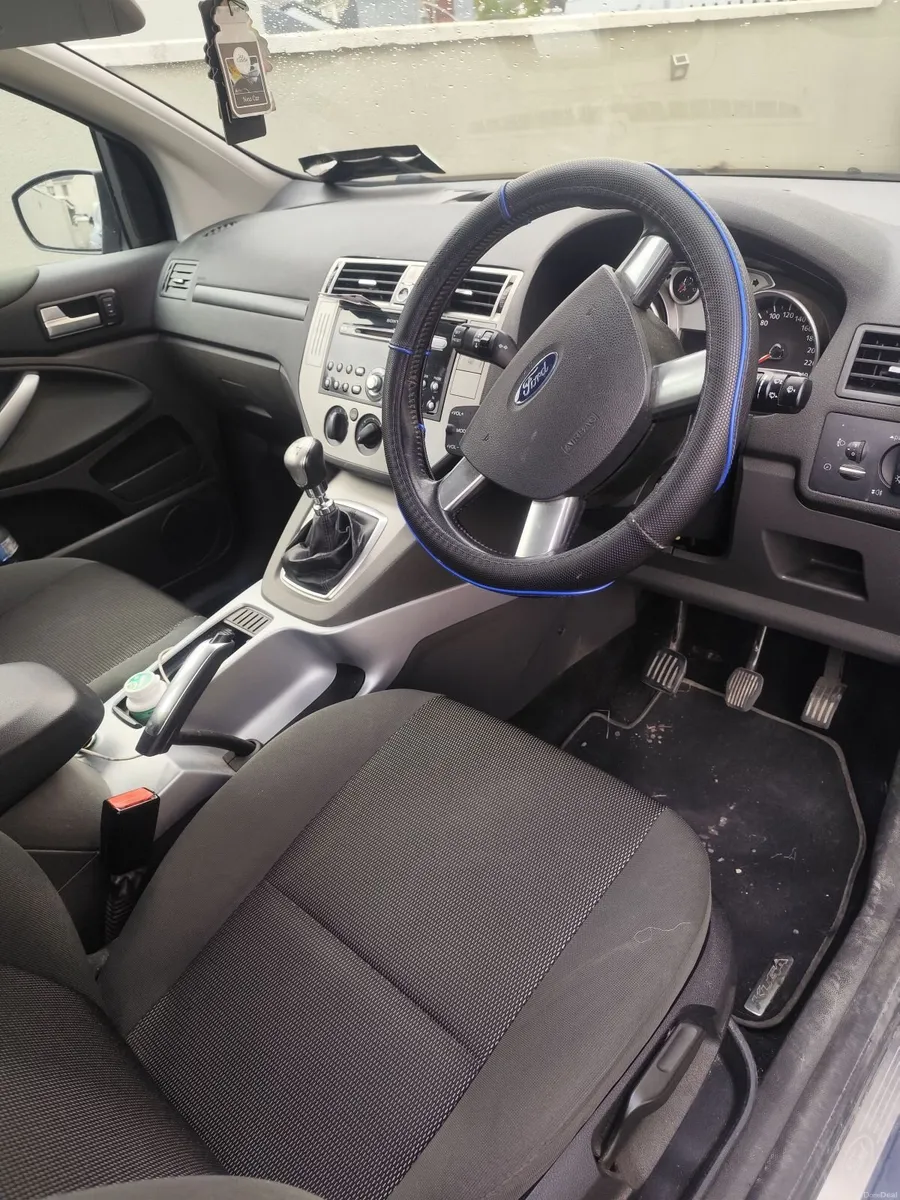 Ford Kuga 2012 - Image 5