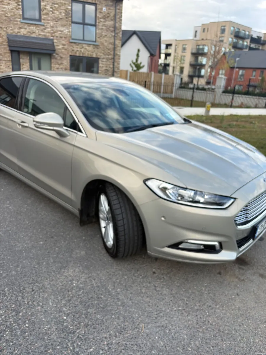 Ford Mondeo Titanium LOW MILEAGE 2017 - Image 3