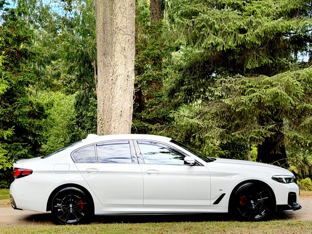 * LCI 520D MSPORT SHADOW PACK * - Image 5