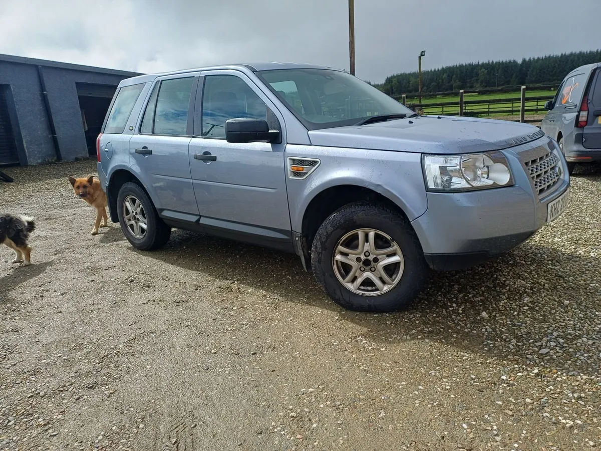 Land Rover Freelander 2008 - Image 1