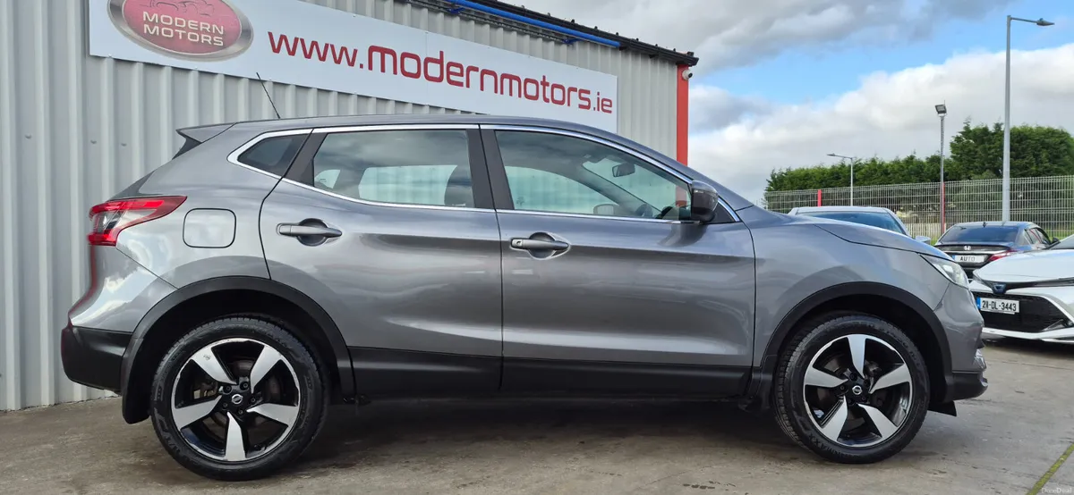 Nissan Qashqai xe 1.5 diesel jeep facelift model - Image 6
