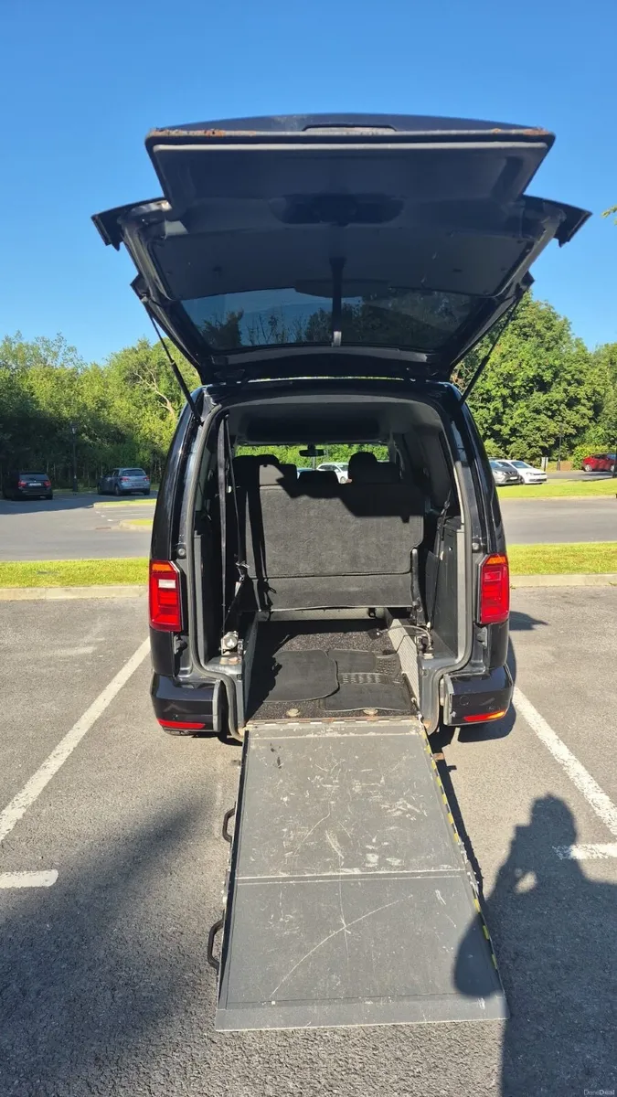 Volkswagen Caddy 2017 - Image 2