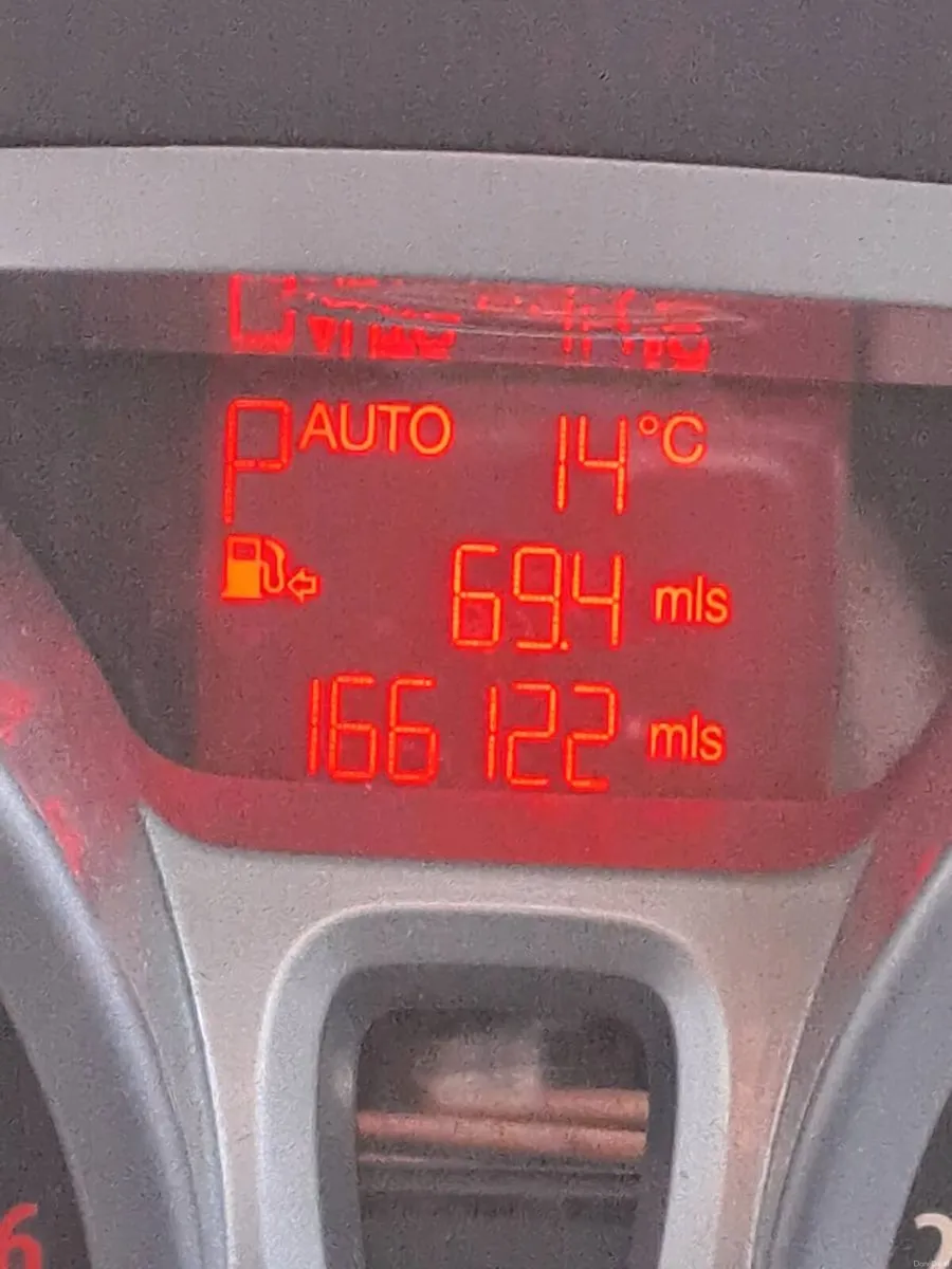 Ford fiesta  automatic 09 nct 08 27 - Image 3