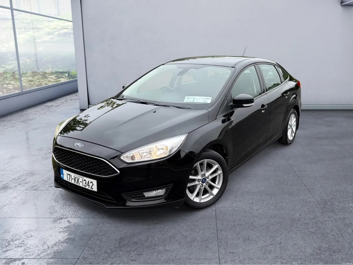 Ford Focus 2017 Saloon 147000KM Full History - Image 5