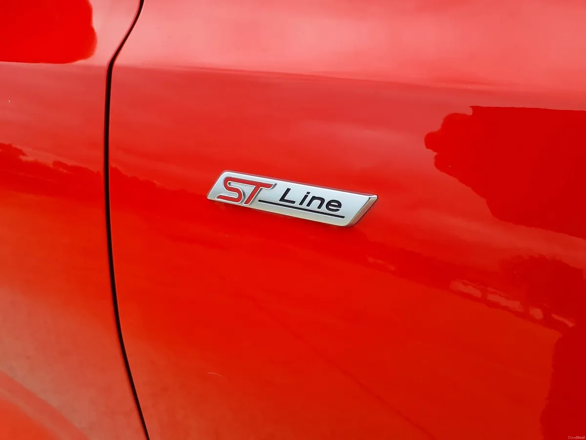 2023 Ford Focus ST‑Line X Edition – Leather - Image 6