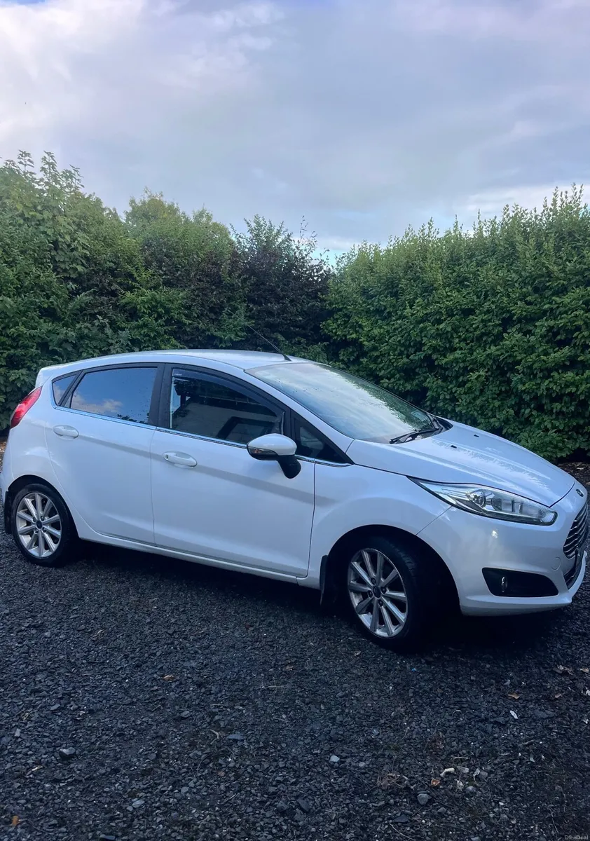 Ford Fiesta MCA TITANIUM 1.25l - Image 1