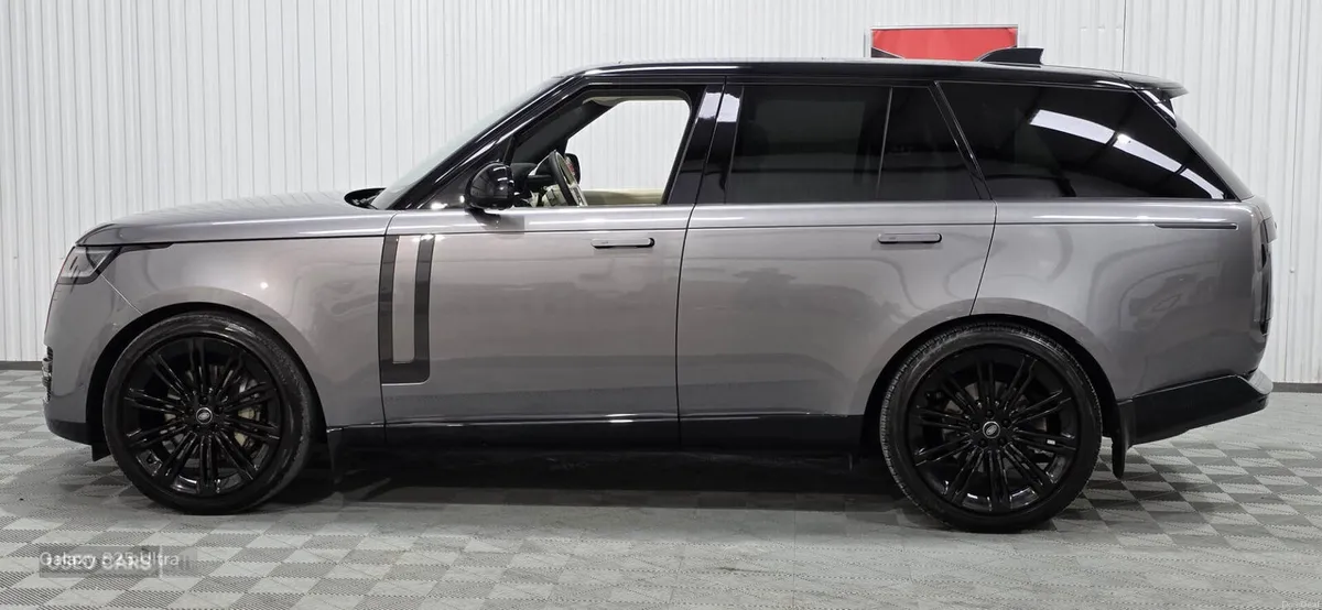 Land Rover Range Rover DIESEL ESTATE - Image 5