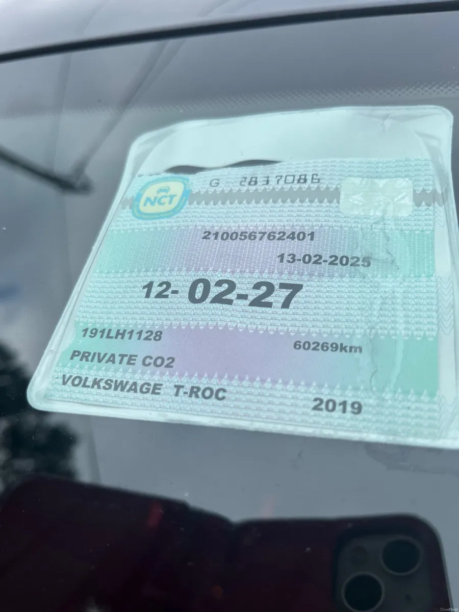 Volkswagen T-Roc 2019 - Image 2
