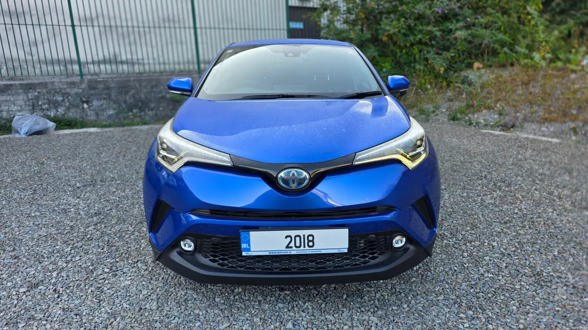 2018 Toyota CHR Hybrid - Image 3