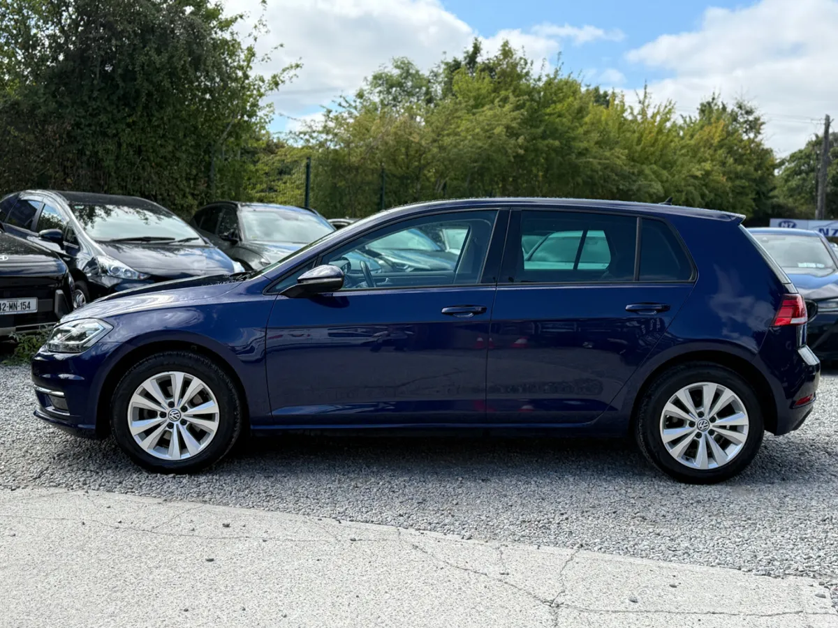 2017 Volkswagen Golf 1.2 PETROL AUTO - Image 6